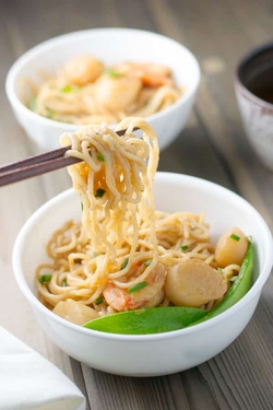 Shrimp and scallop stir fry with noodles recipes - Recipes for seafood23